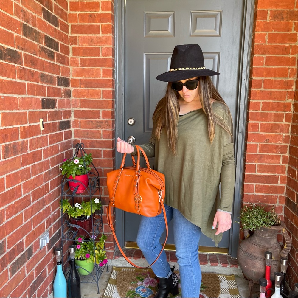 NWT Adora Solid Olive Green Boat Neck Split Side Asymmetrical Long Sleeve Top - Picture 1 of 17